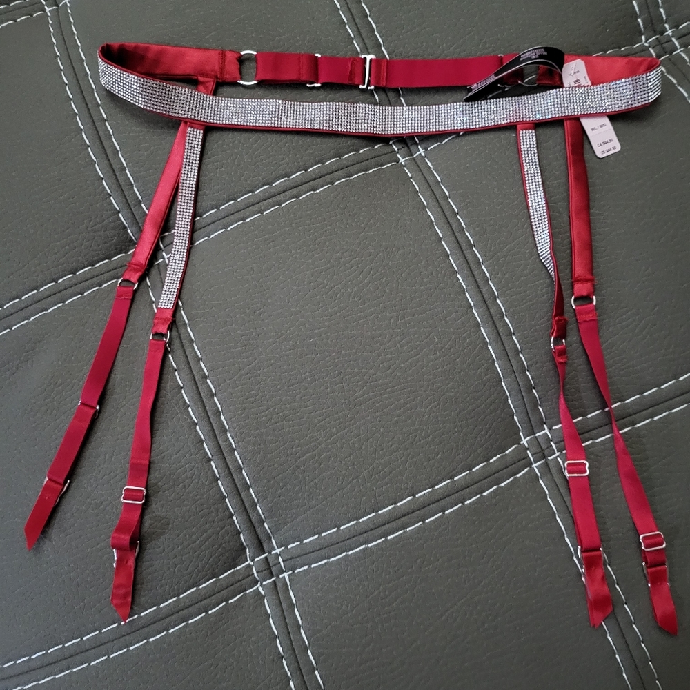 Victorias secret garter belt  size m/l